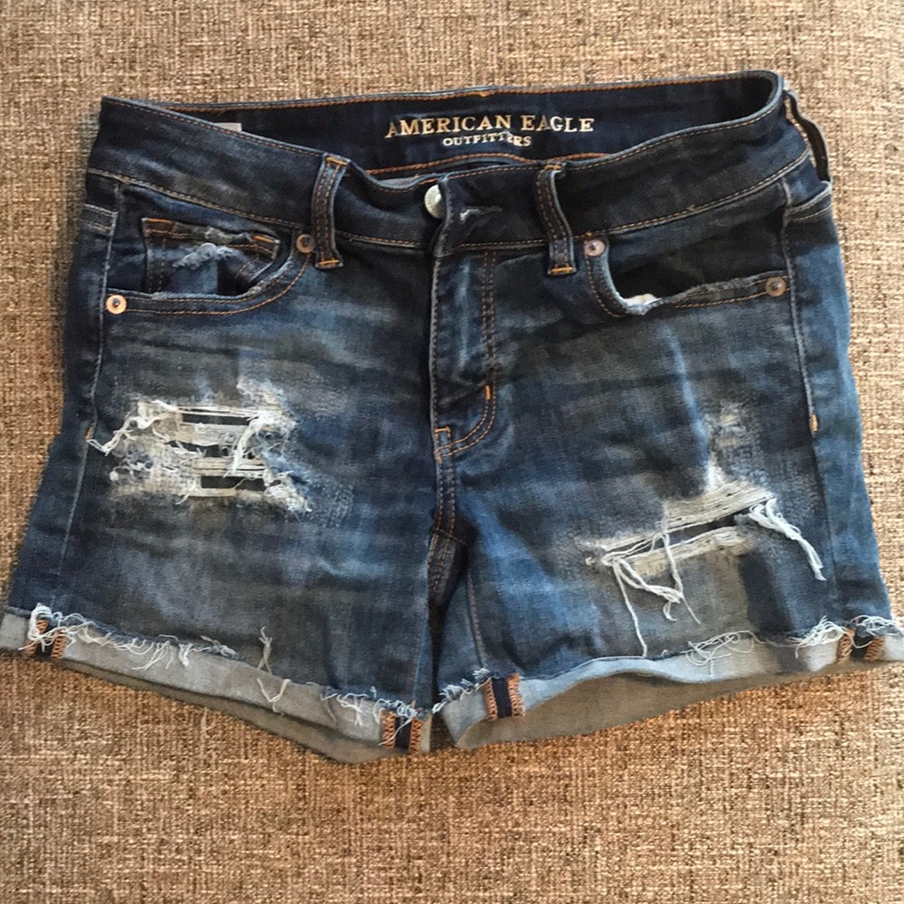AMERICAN EAGLE SUPER SUPER STRETCH MIDI SHORTS